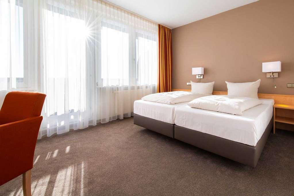 Aramis Tagungs- Und Sporthotel Gäufelden الغرفة الصورة